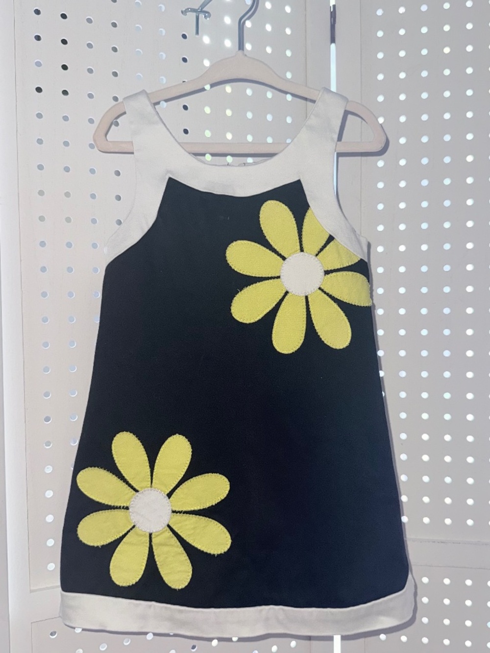 Zoey Girl Mod / Retro Floral Dress - Size 4T - Picture 1 of 5